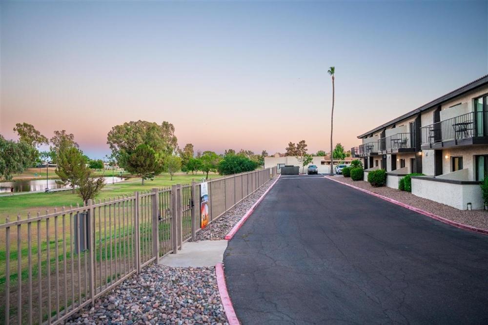 135 Fully Furnished, Amenities Galore *
